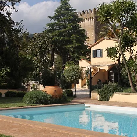 Agriturismo Castello Santa Margherita Bauernhof Cori